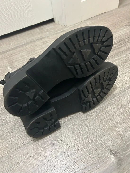 Jeffrey Campbell Black Chelsea Rain Ankle Boots Matte faux vegan leather 38 7.5 - Picture 11 of 14